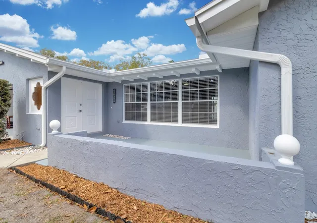 Photo 3 of Single family home for sale at 1495 Skyline Dr, Kissimmee, FL 34744 | MLS# S5145209 | Listing updated on 2026-09-05