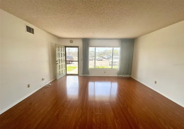 3rd image of 2400 Columbia Dr #18, Clearwater, FL 33763 | MLS# TB8483456