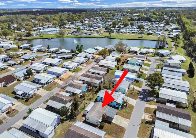 Photo 4 of Manufactured home for sale at 4969 Deerwood Dr, Lakeland, FL 33810 | MLS# P4938047 | Listing updated on 2026-10-15