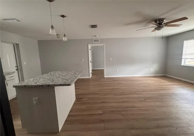 3rd image of 625 N Thirteenth Ave, Arcadia, FL 34266 | MLS# C7522894