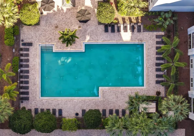 2nd image of 202 E S St, ORLANDO, FL 32801