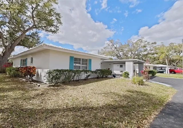 1st image of 1845 Vera Pl #29, Sarasota, FL 34235 | MLS# A4685049