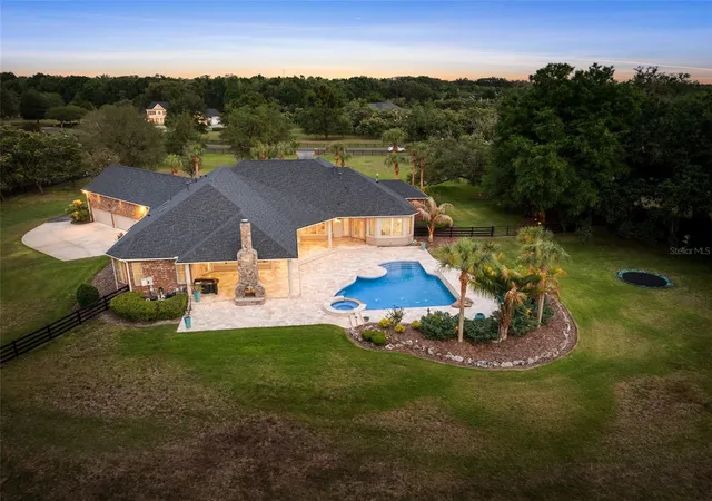 3rd image of 15508 Nw 45Th Pl, Newberry, FL 32669 | MLS# GC538205