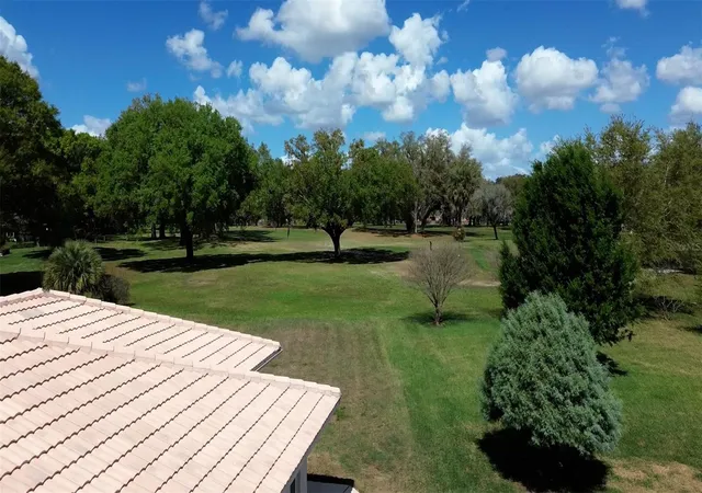 3rd image of 221 Golf Aire Blvd, Winter Haven, FL 33884 | MLS# L4959992