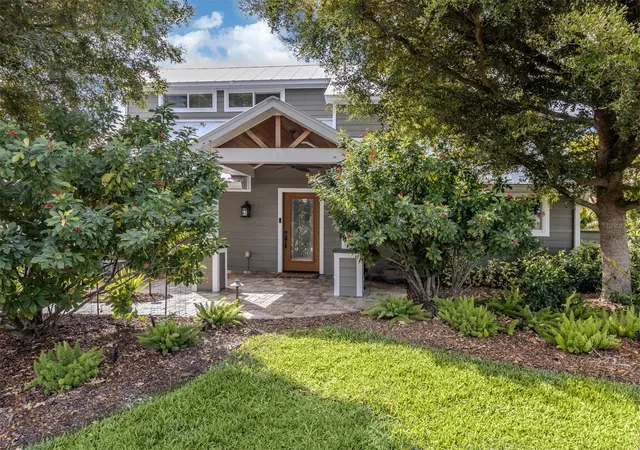 Photo 1 of Single family home for sale at 614 Ravenna St, Venice, FL 34285 | MLS# N6143270 | Listing updated on 2026-04-20