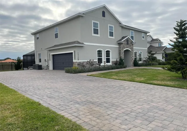 2nd image of 17708 Sawgrass Run, Tavares, FL 32778 | MLS# O6388251