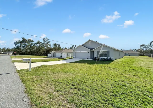 Photo 2 of Single family home for sale at 16820 Sw 29th Terrace Rd, Ocala, FL 34473 | MLS# O6388253 | Listing updated on 2026-10-02