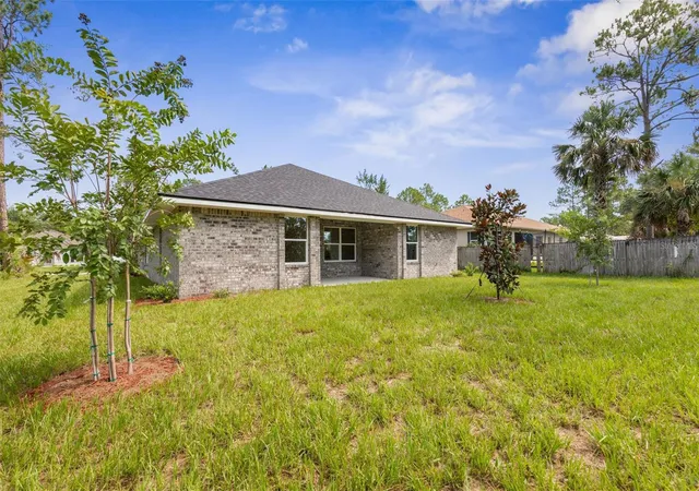 Homes for sale in Palm Coast, FL | 7 Zircon Ct, Palm Coast, FL 32164 | MLS# FC316694