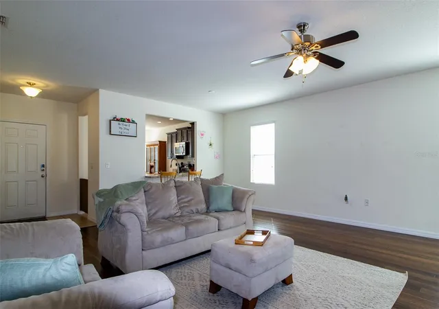 Photo 3 of Single family home for sale at 408 Cedar Glen Dr, Lake Alfred, FL 33850 | MLS# L4959999 | Listing updated on 2026-09-08