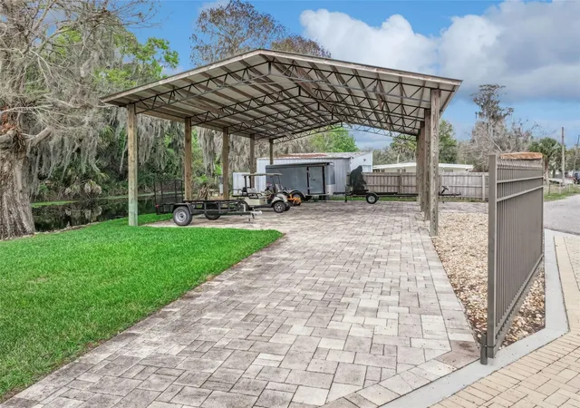 Photo 4 of Sale Pending at 6437 Cherry Pocket Ln, Lake Wales, FL 33898 | MLS# P4938056 | Listing updated on 2026-06-08