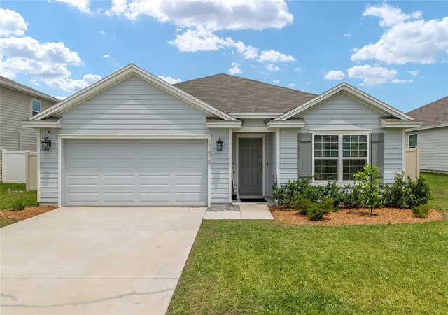 Single family home for sale at 17478 NW 172nd Avenue, ALACHUA, FL 32615 | MLS# GC538210