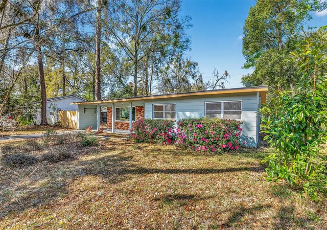 Photo 3 of Single family home for sale at 2200 Ne 16th Terrace, Gainesville, FL 32609 | MLS# GC538214 | Listing updated on 2026-08-05