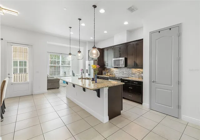 3rd image of 940 Lobelia Dr, Lake Mary, FL 32746 | MLS# O6388323
