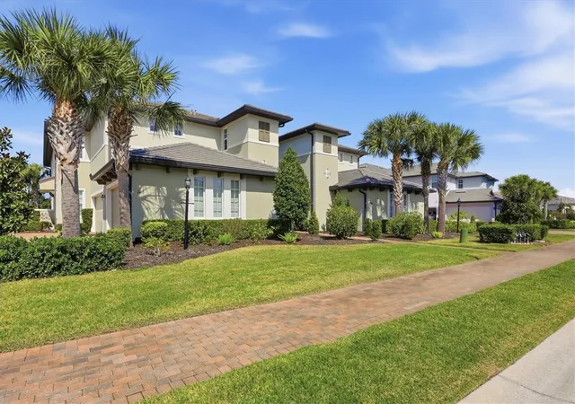 2nd image of 7412 Divot Loop #7412, Bradenton, FL 34202 | MLS# A4685138