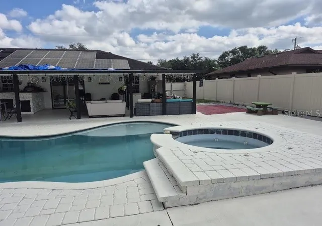 Photo 3 of Single family home for sale at 8016 Apache Ln, Lakeland, FL 33810 | MLS# TB8483713 | Listing updated on 2026-08-30