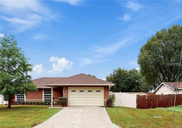 Photo 1 of Single family home for sale at 8016 Apache Ln, Lakeland, FL 33810 | MLS# TB8483713 | Listing updated on 2026-08-30