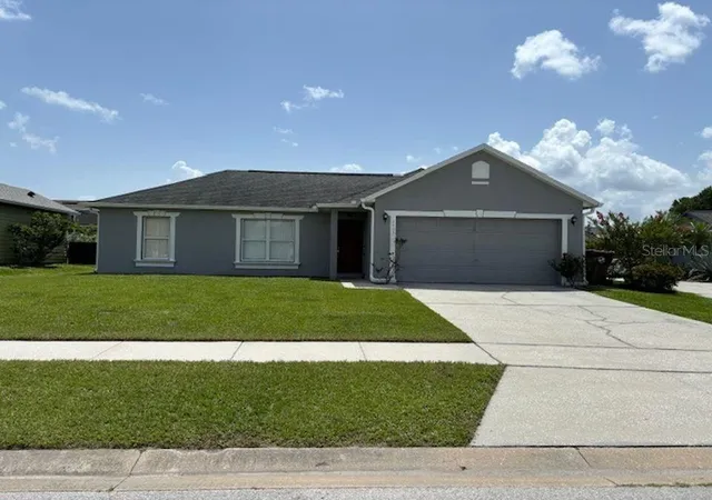 Photo 1 of Single family home for sale at 2405 Lincolnshire Ct, Kissimmee, FL 34743 | MLS# R4910839 | Listing updated on 2026-08-21