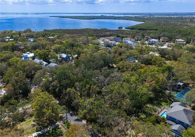 Land for sale at 8004 Bay Dr, TAMPA, FL 33635 | MLS# TB8483794