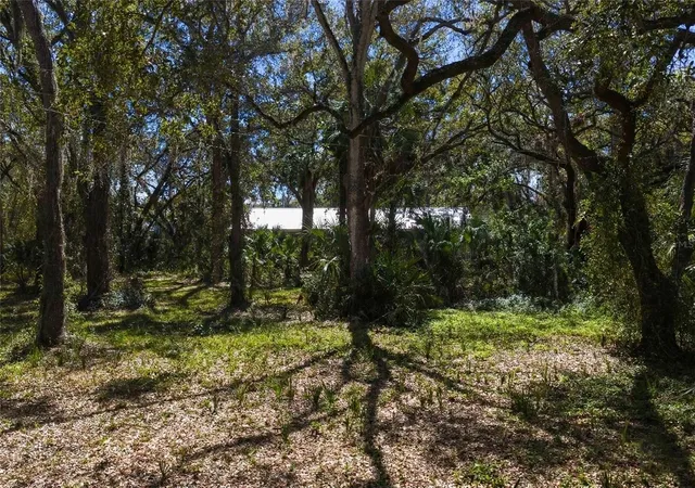 Photo 3 of Land for sale at 8004 Bay Dr, Tampa, FL 33635 | MLS# TB8483794 | Listing updated on 2026-10-06