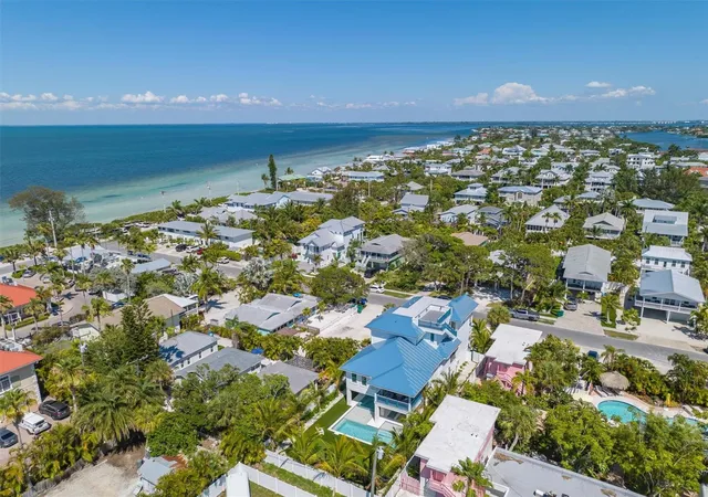 2nd image of 518 Spring Ave, Anna Maria, FL 34216 | MLS# A4685202