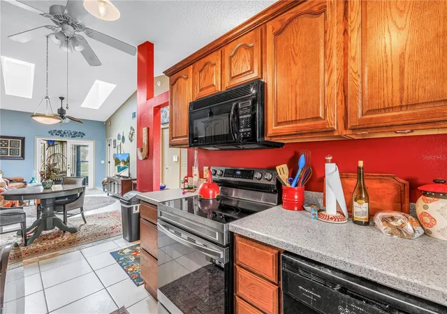 4th image of 2932 64Th St W #2932, Bradenton, FL 34209 | MLS# A4685223