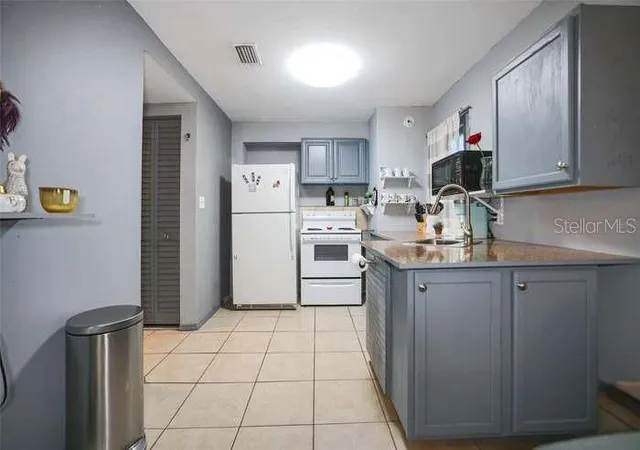2nd image of 2650 25th Ave N, St Petersburg, FL 33713 | MLS# TB8483885