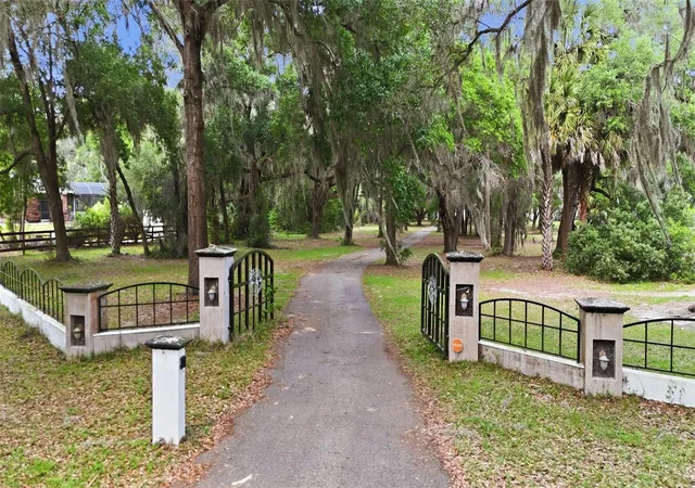 3rd image of 10639 Se Sunset Harbor Rd, Summerfield, FL 34491 | MLS# G5109227