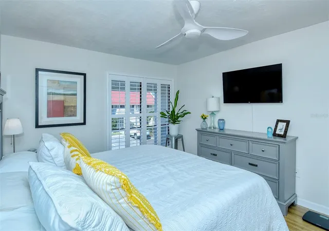 5th image of 1801 Gulf Dr N #275, Bradenton Beach, FL 34217 | MLS# A4685246