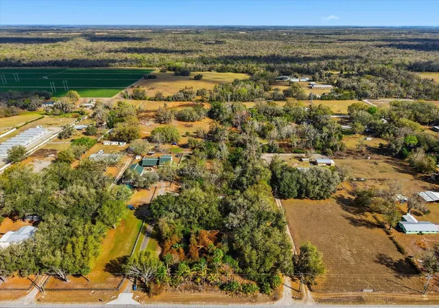 3rd image of 8529 Lithia Pinecrest Rd, Lithia, FL 33547 | MLS# TB8483929