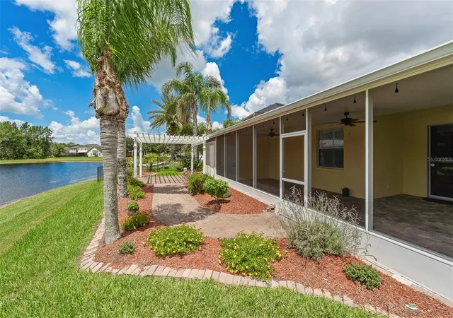 Photo 4 of Single family home for sale at 1465 Balsam Willow Trl, Orlando, FL 32825 | MLS# O6388553 | Listing updated on 2026-09-21