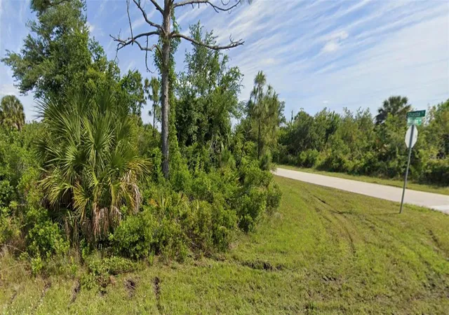 Homes for sale in Englewood, FL | 10494 Waterford Ave, Englewood, FL 34224 | MLS# D6146501