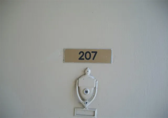 3rd image of 2616 Cove Cay Dr #207, Clearwater, FL 33760 | MLS# TB8483960