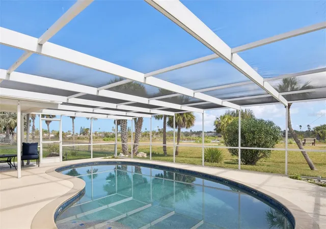 4th image of 3855 Topsail Trl, New Port Richey, FL 34652 | MLS# TB8484018