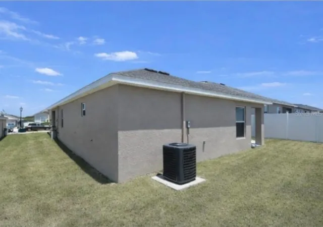 Photo 3 of Single family home for sale at 1540 Fleur Dr, Davenport, FL 33837 | MLS# O6388614 | Listing updated on 2026-04-13