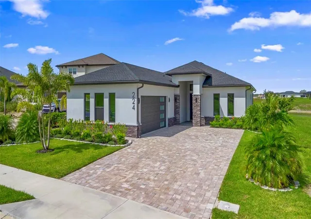 Photo 4 of Single family home for sale at 224 Valencia Ridge Dr, Auburndale, FL 33823 | MLS# L4960032 | Listing updated on 2026-10-09