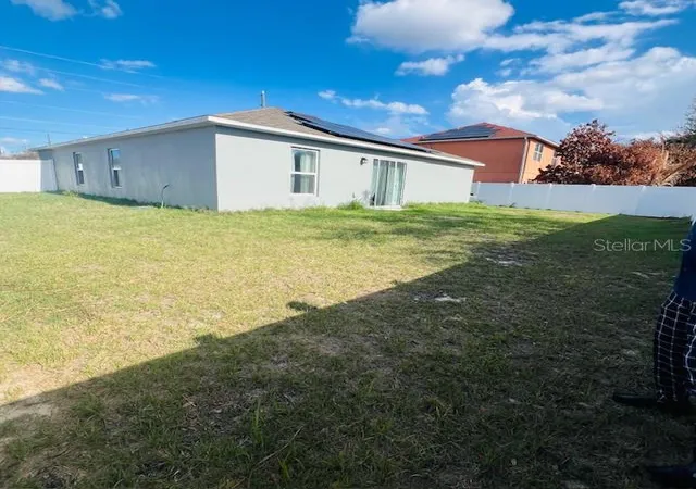Photo 4 of Single family home for sale at 1822 Bering Rd, Kissimmee, FL 34759 | MLS# G5109241 | Listing updated on 2026-05-27