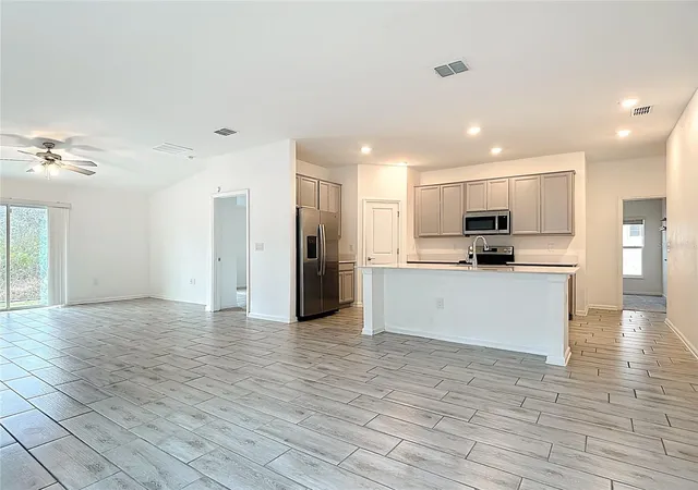 Photo 3 of Single family home for sale at 441 Macarthur St, Bartow, FL 33830 | MLS# G5109243 | Listing updated on 2026-09-16