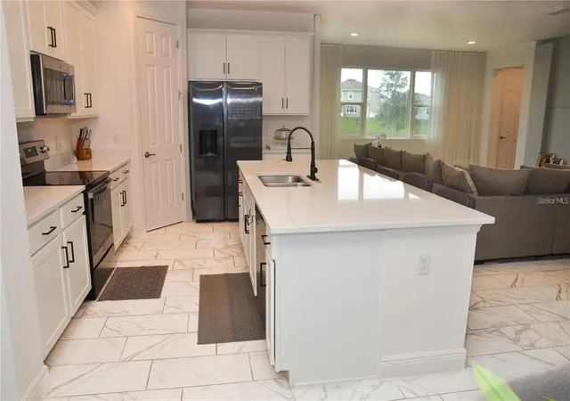 Photo 4 of Single family home for sale at 5052 Center Ct, St Cloud, FL 34772 | MLS# S5145318 | Listing updated on 2026-09-25