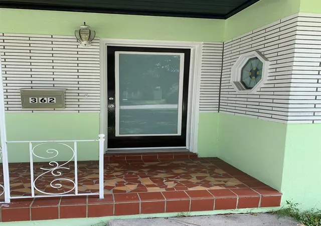 2nd image of 362 Foster Ln, Belleair, FL 33756 | MLS# TB8484075