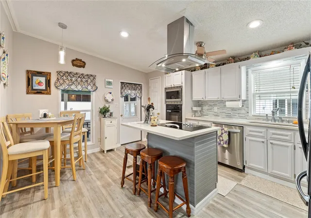 Photo 2 of Manufactured home for sale at 3120 Pond Holw St, Wesley Chapel, FL 33543 | MLS# TB8484098 | Listing updated on 2026-10-02