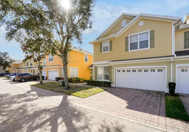 Photo 2 of Townhouse for sale at 4991 Alita Ter, St Cloud, FL 34769 | MLS# S5145337 | Listing updated on 2026-08-10