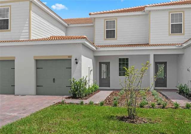Photo 2 of Townhouse for sale at 560 Bay Leaf Dr, Kissimmee, FL 34759 | MLS# TB8484196 | Listing updated on 2026-10-07