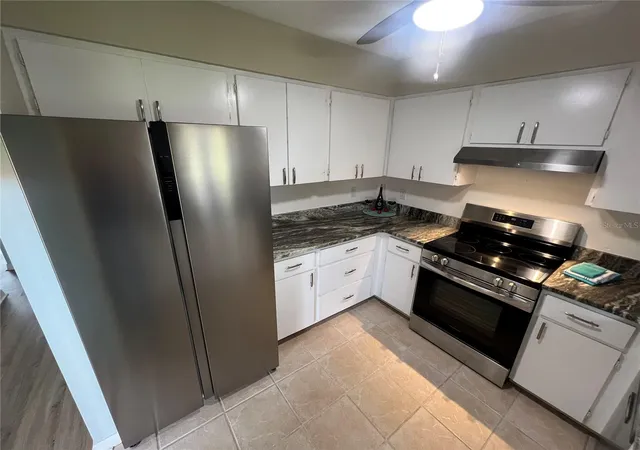 Photo 3 of Condo for sale at 6535 Draw Ln #85, Sarasota, FL 34238 | MLS# TB8484206 | Listing updated on 2026-10-02