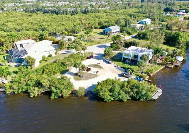 25th image of 2803 Riverside Dr, Punta Gorda, FL 33950 | MLS# C7523013