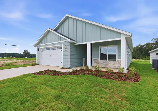 Photo 2 of Single family home for sale at 21022 Sw 1st Place, Newberry, FL 32669 | MLS# GC538276 | Listing updated on 2026-09-22