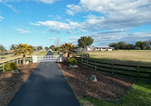1st image of 12895 Nw Gainesville Rd, Reddick, FL 32686 | MLS# OM720345