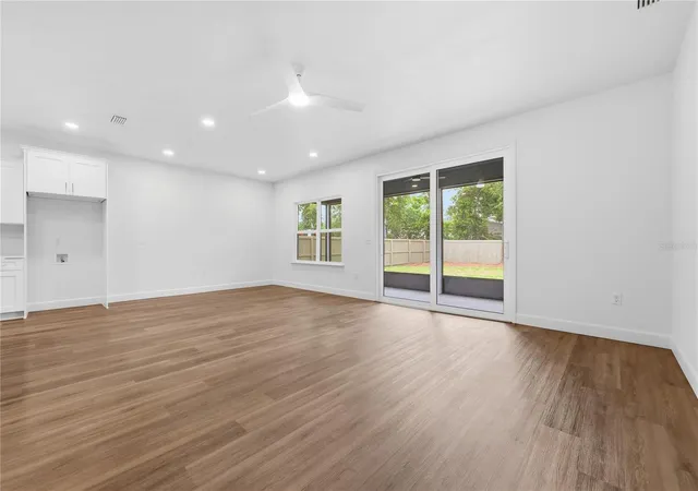 Photo 3 of Single family home for sale at 21070 SW 1st Place, Newberry, FL 32669 | MLS# GC538282 | Listing updated on 2026-09-22