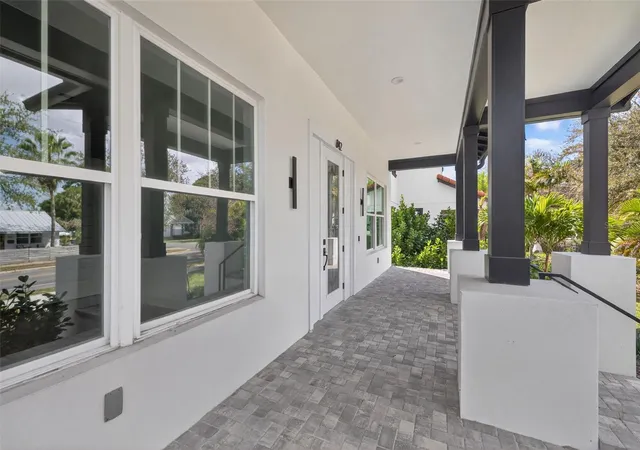 Photo 2 of Single family home for sale at 842 30th Avenue, St Petersburg, FL 33704 | MLS# TB8484317 | Listing updated on 2026-10-22