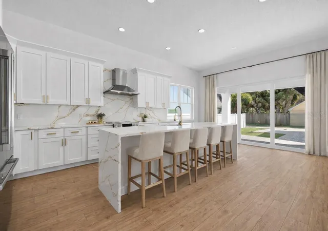 Photo 3 of Single family home for sale at 842 30th Avenue, St Petersburg, FL 33704 | MLS# TB8484317 | Listing updated on 2026-10-22