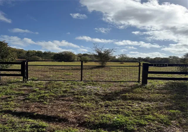 1st image of 1043 Hazen Rd, Deland, FL 32720 | MLS# V4947772